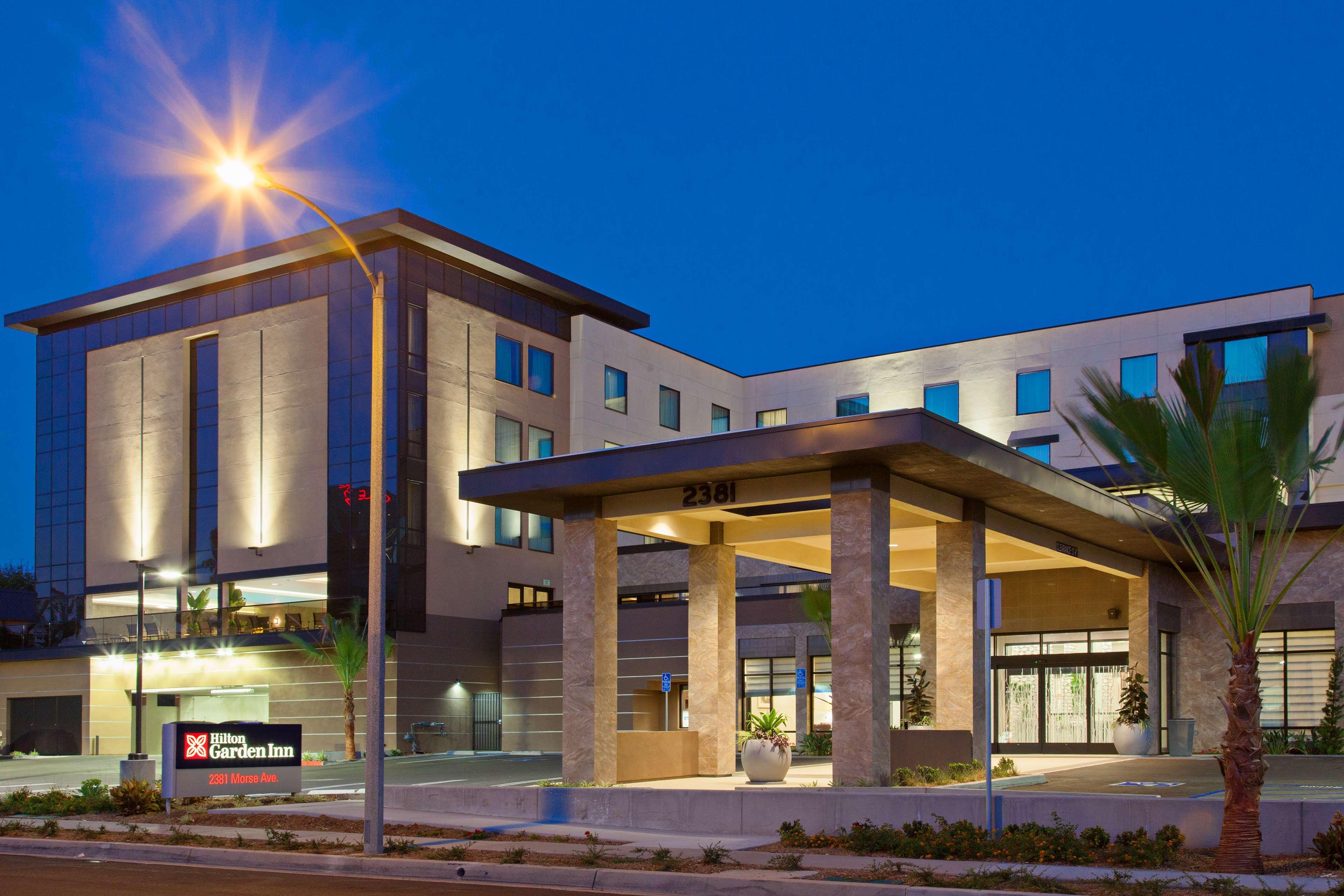 Hilton Garden Inn Irvine/Orange County Airport Exterior photo